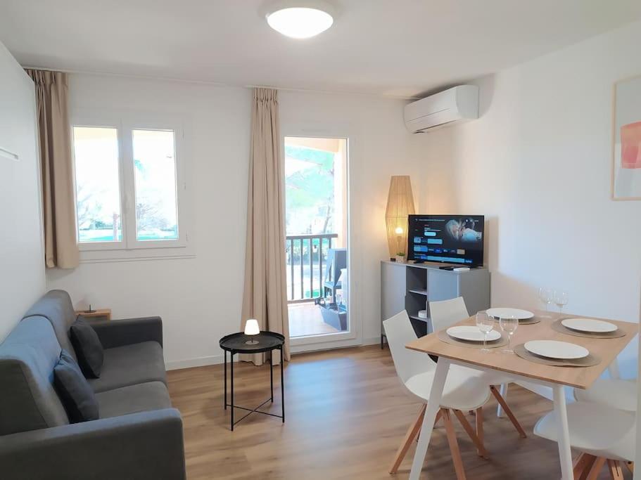 Ideal Saint Raphael Piscine Clim Parking Apartment Екстериор снимка