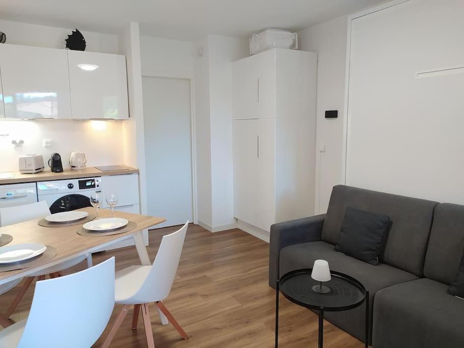 Ideal Saint Raphael Piscine Clim Parking Apartment Екстериор снимка