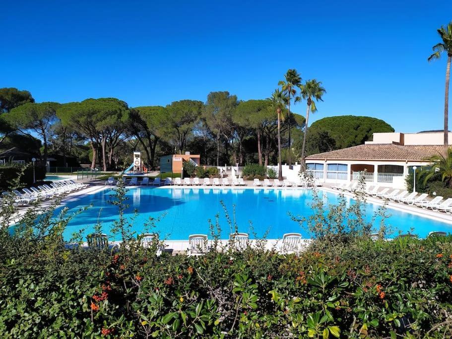 Ideal Saint Raphael Piscine Clim Parking Apartment Екстериор снимка